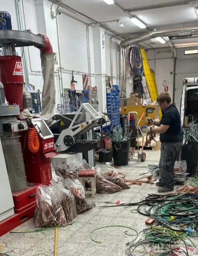 MEIP Instalaciones, Trabajador